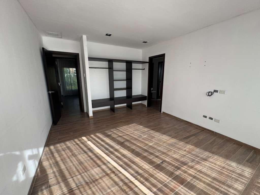 Excelente casa de 4 dormitorios en venta en Barrio Ayres de Pilar imagen 17