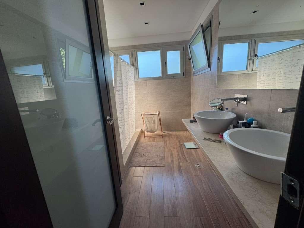 Excelente casa de 4 dormitorios en venta en Barrio Ayres de Pilar imagen 21