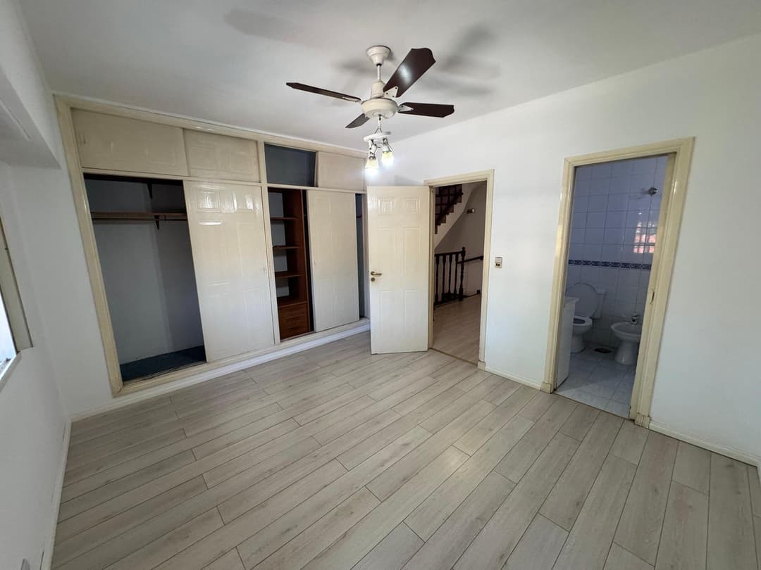 Casa tipo TRIPLEX en Martínez imagen 7