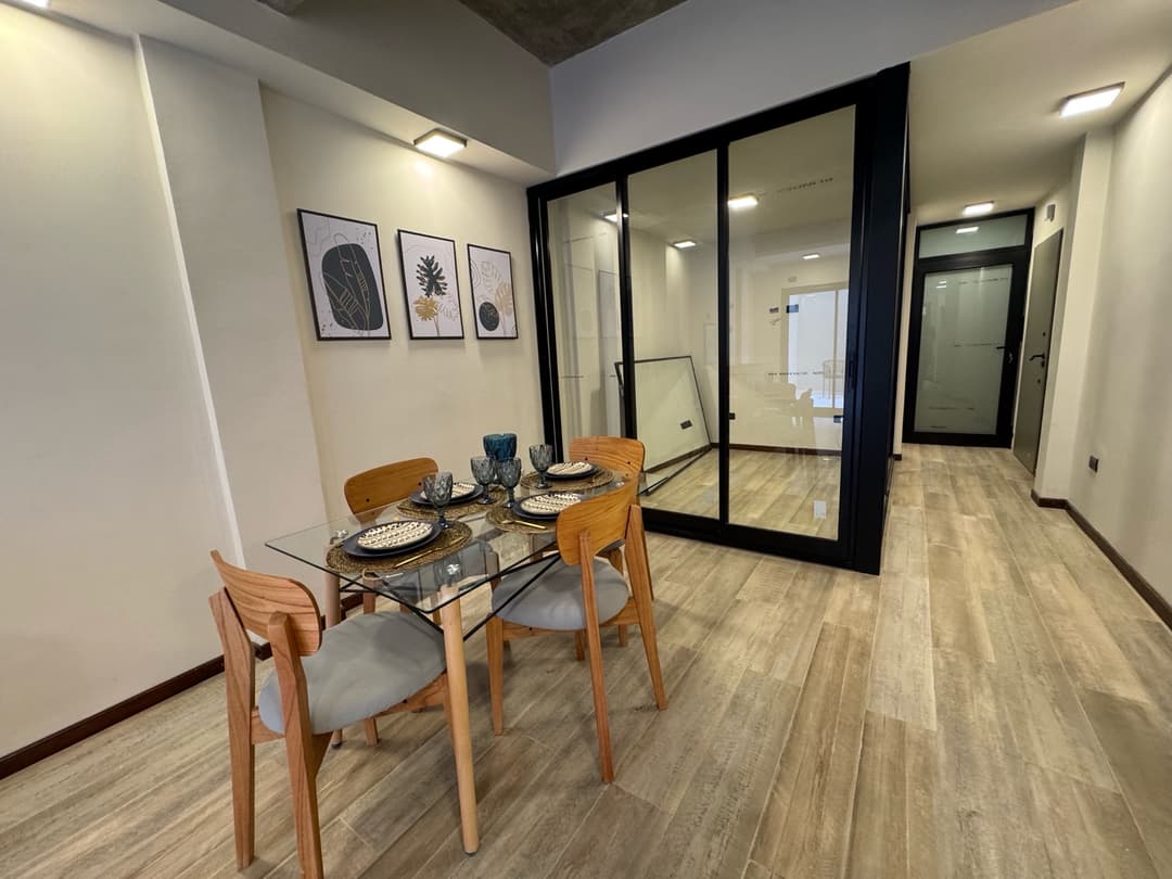 Monoambiente divisible con patio en Villa Urquiza imagen 2