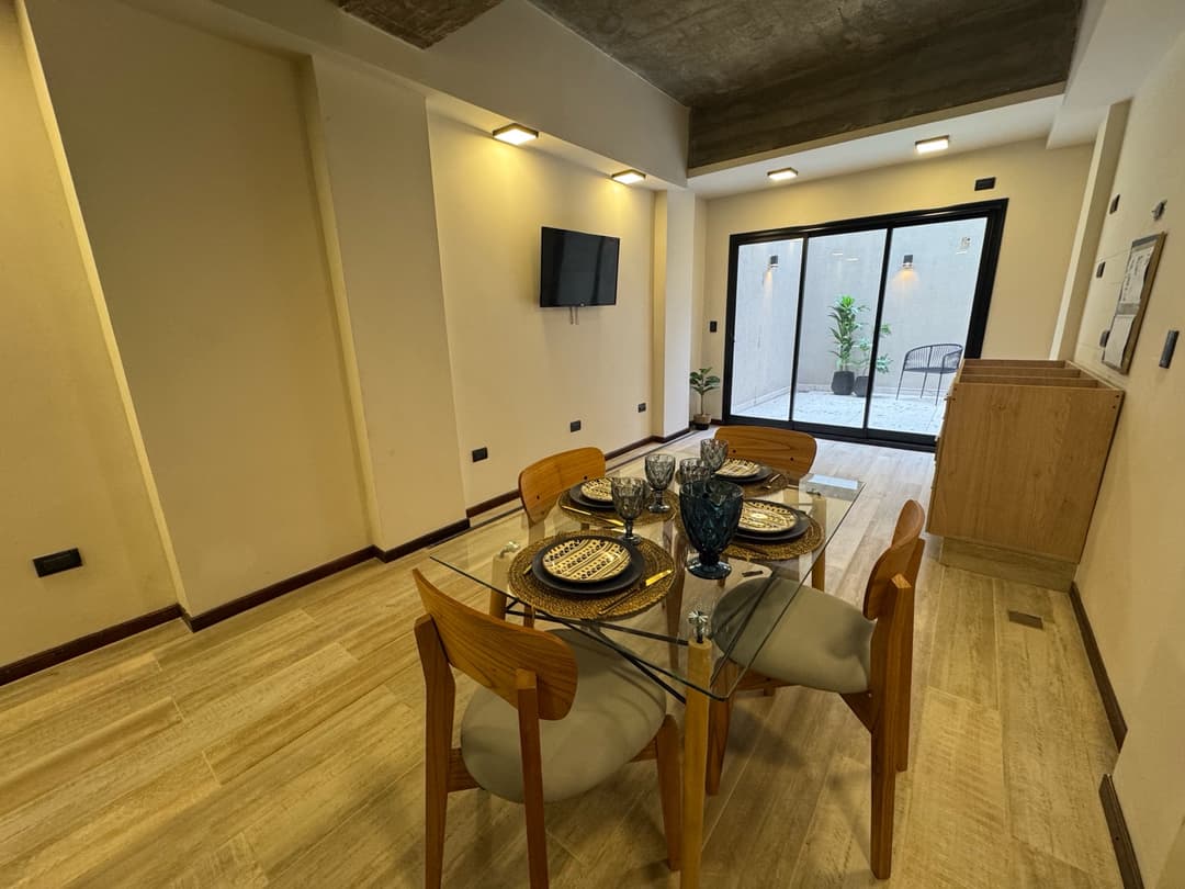 Monoambiente divisible con patio en Villa Urquiza imagen 9